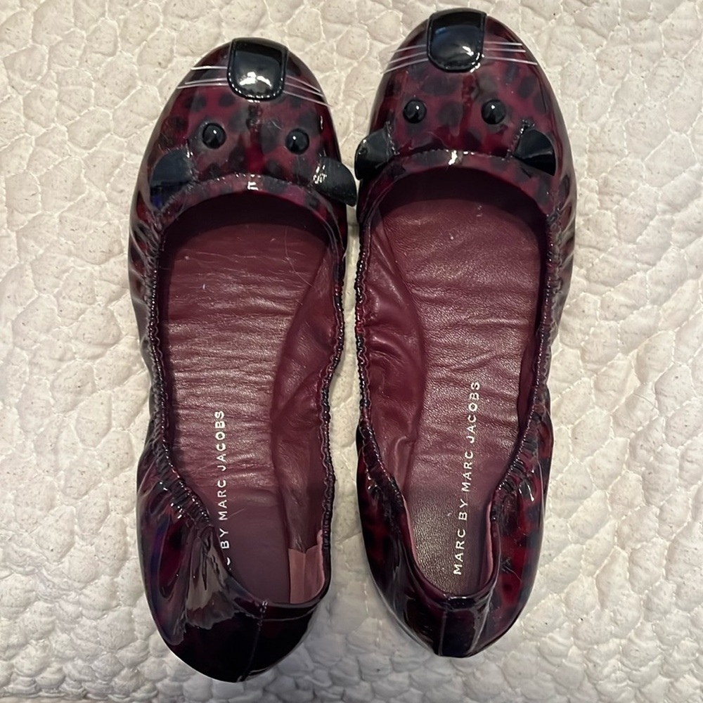 Marc by Marc Jacobs cat ballet flats